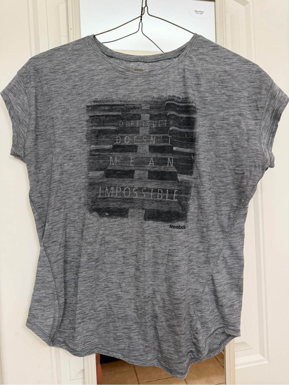 Reebok Women's Heather Gray Short Sleeve Graphic Tee